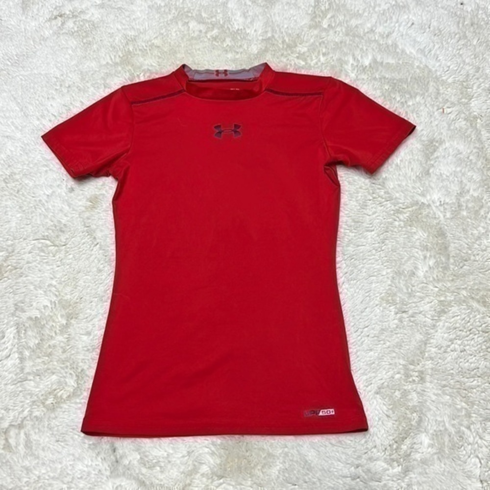 Under Armour boys size medium heat gear, fitted compression shirt